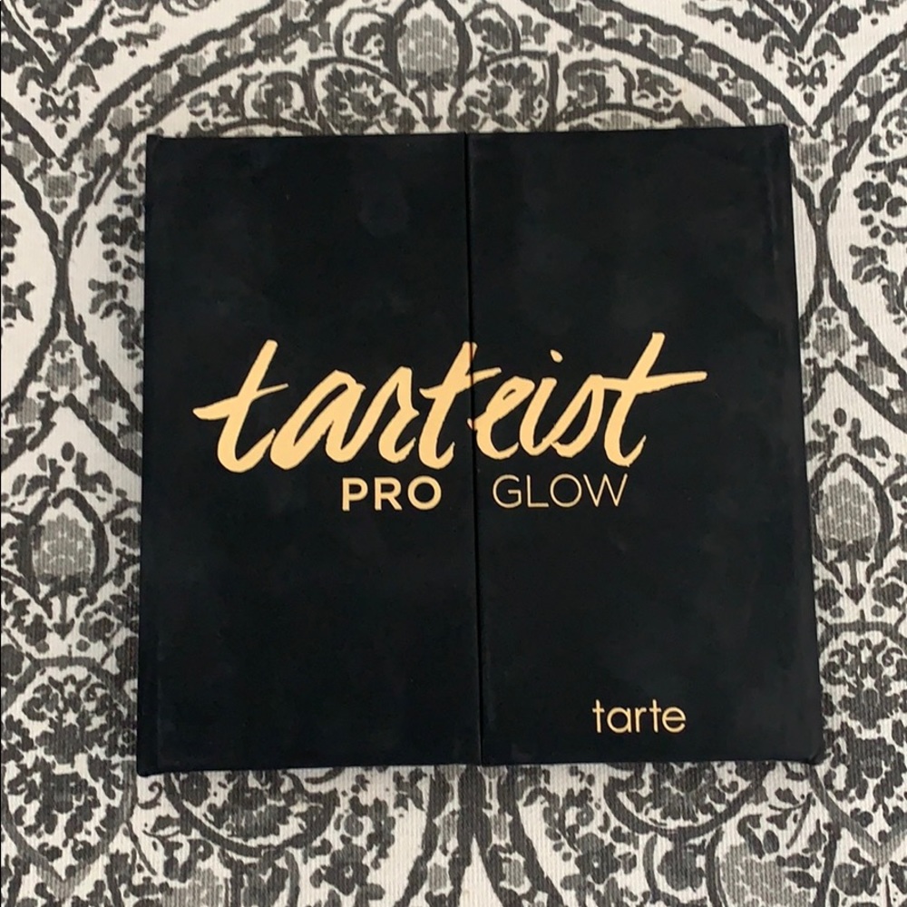 Tarte tarteist pro glow palette